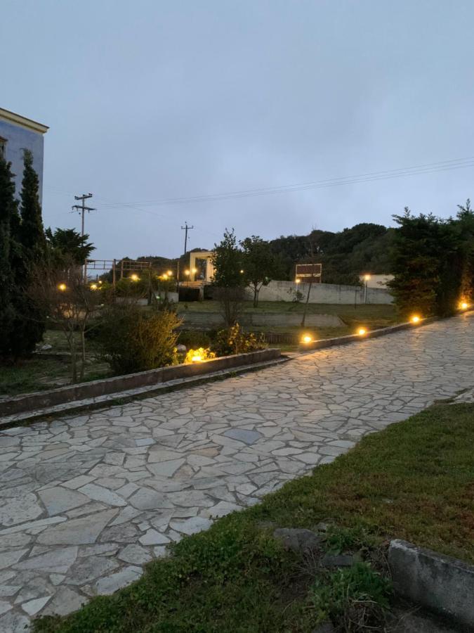 Guesthouse Kaliepia Ierissos Bagian luar foto