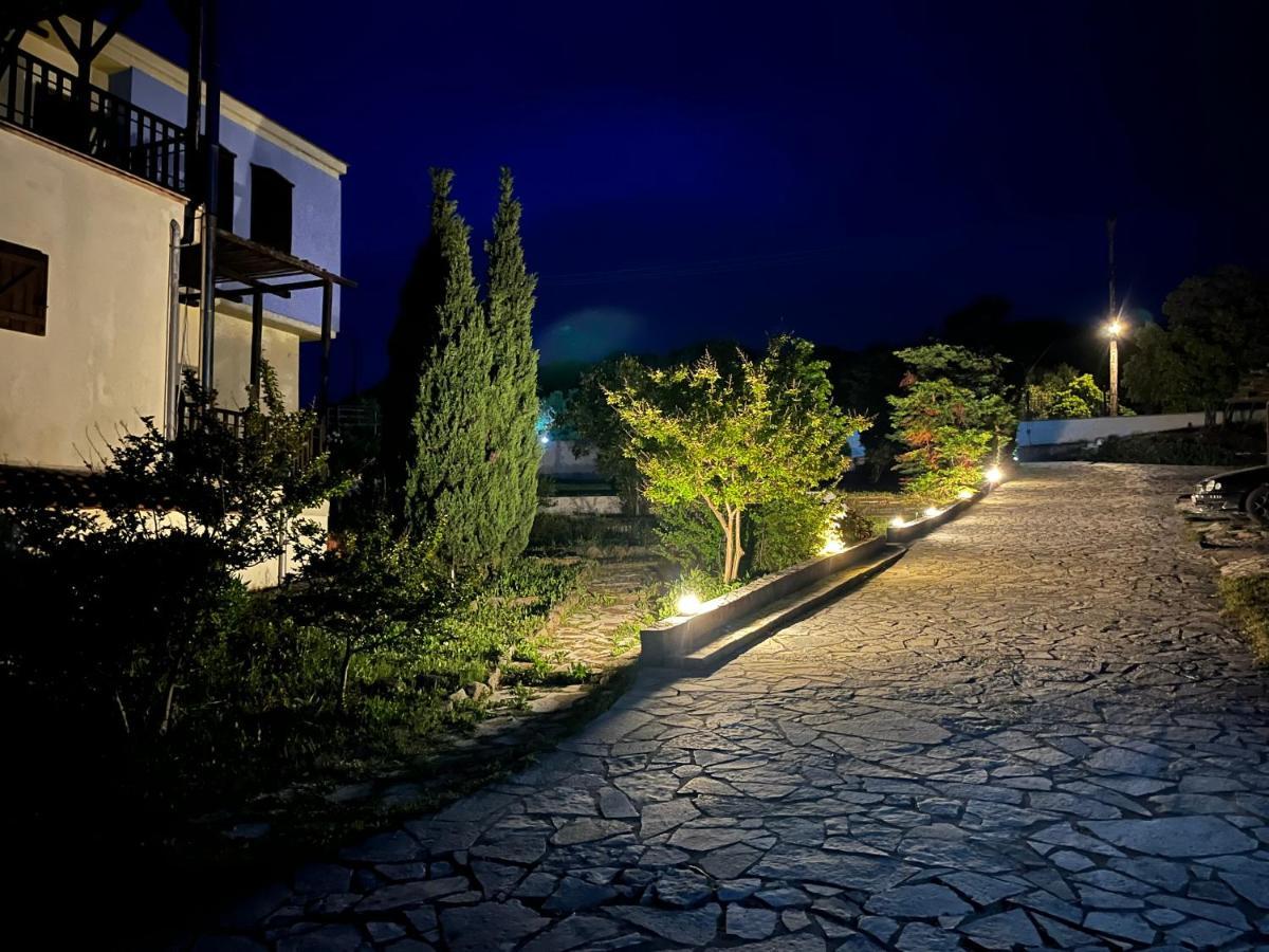 Guesthouse Kaliepia Ierissos Bagian luar foto