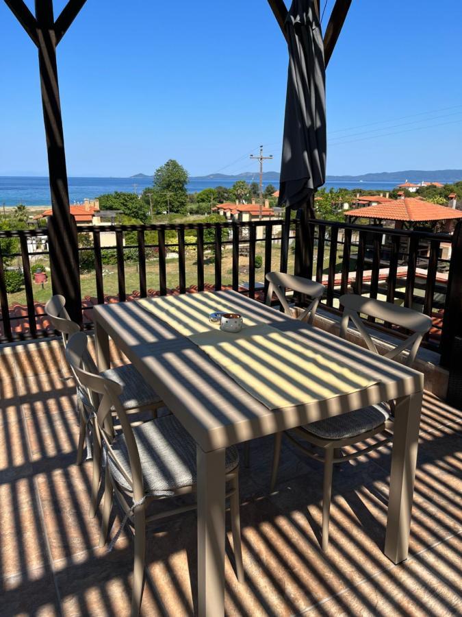 Guesthouse Kaliepia Ierissos Bagian luar foto