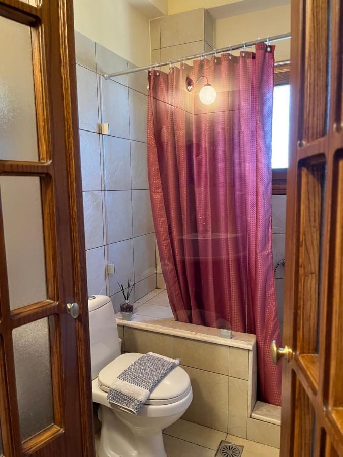 Guesthouse Kaliepia Ierissos Bagian luar foto