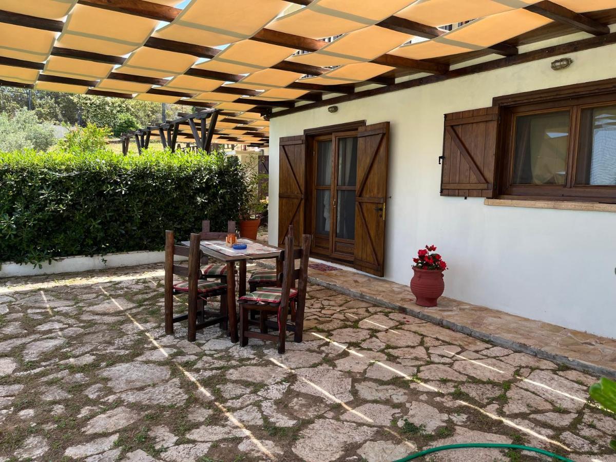 Guesthouse Kaliepia Ierissos Bagian luar foto