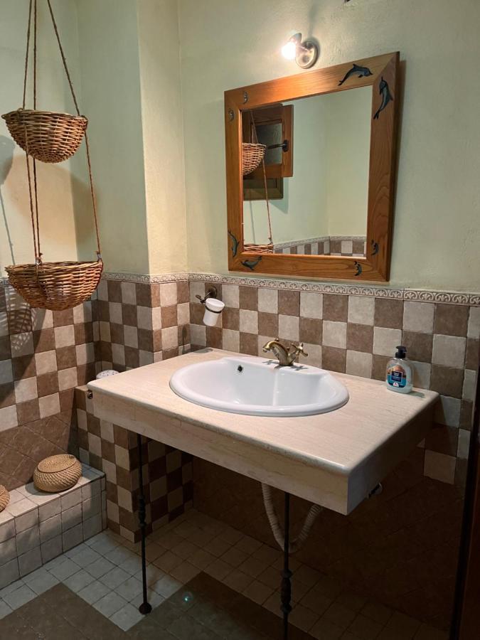 Guesthouse Kaliepia Ierissos Bagian luar foto